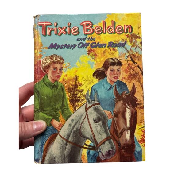 Trixie Belden and the Mystery Off Glen Road 1956 Whitman Vintage Book - Picture 1 of 12